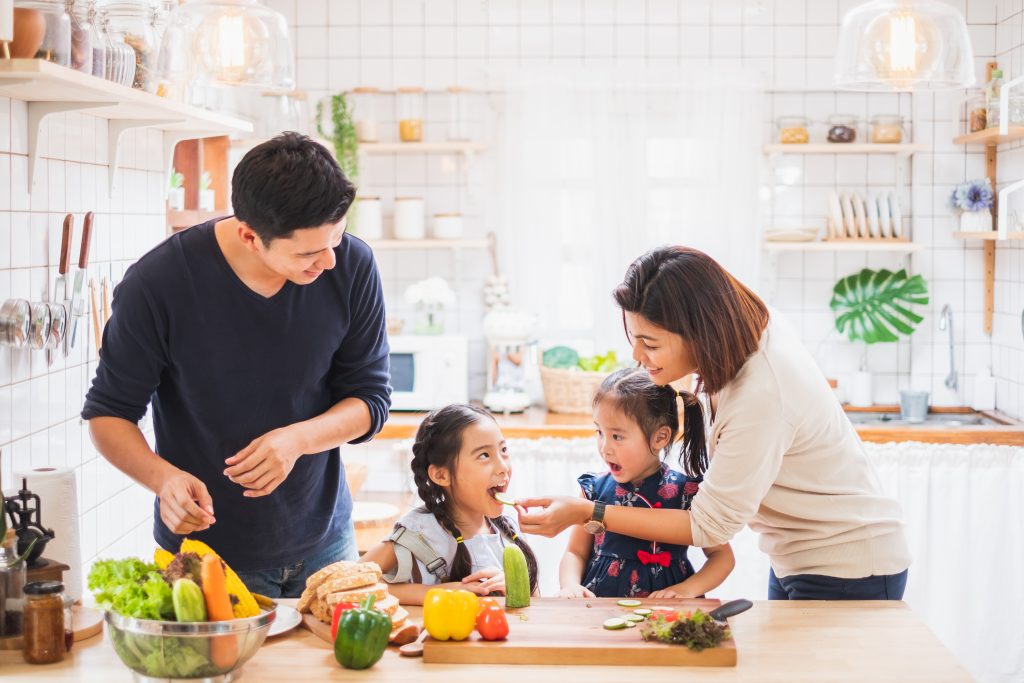 Fruit Delivery in Singapore Encourages Family and Team Bonding | Insofresh